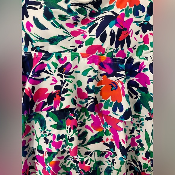 NWT Macy’s Island Escape Ruffled Waist-Minimizer Tankini, size: 6 - Picture 2 of 6